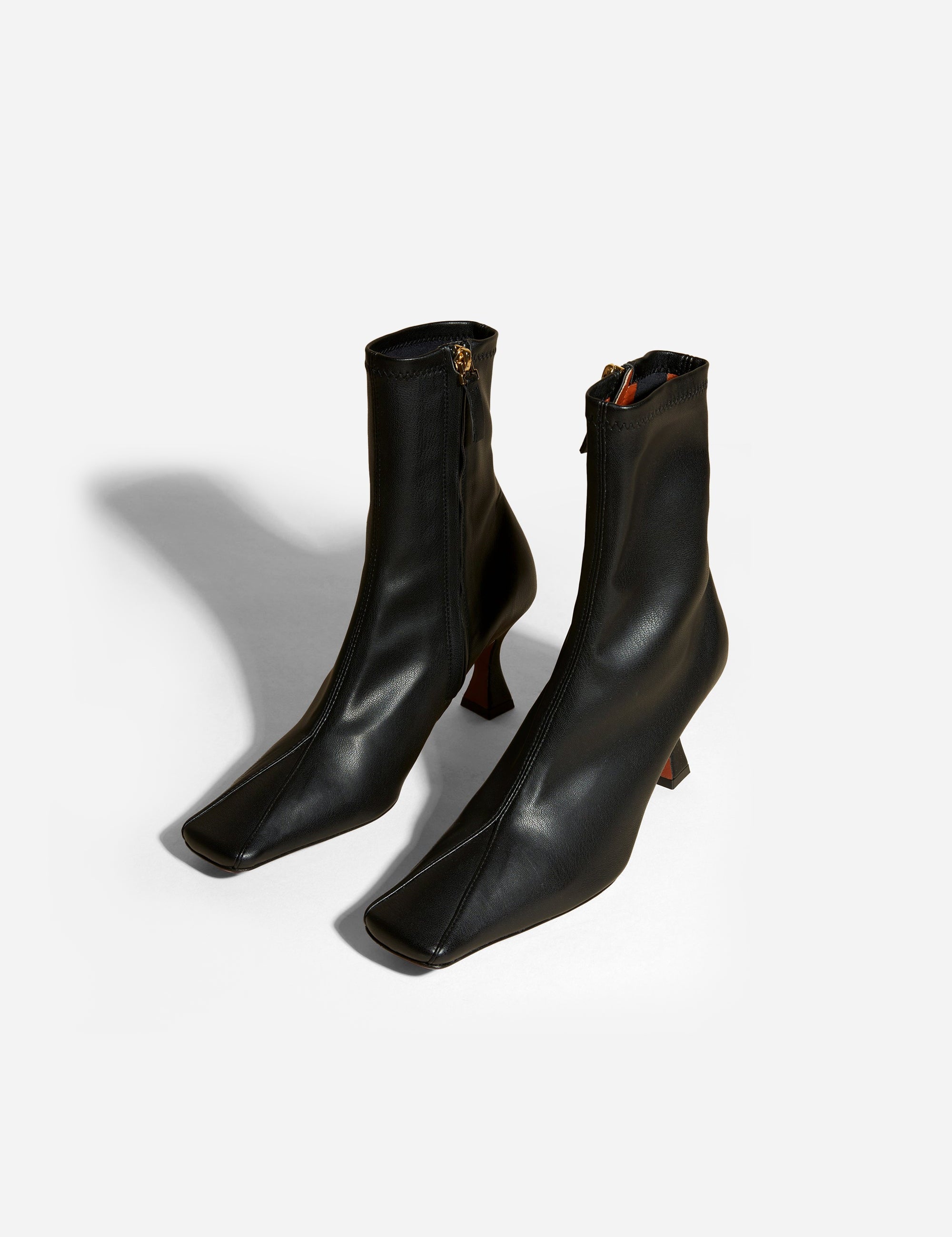 Duck Boots Stretch Vegan Leather Black Angle 2